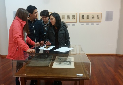 Un total de 44 alumnos do IES Leliadoura visitaron o Museo do Gravado de Artes